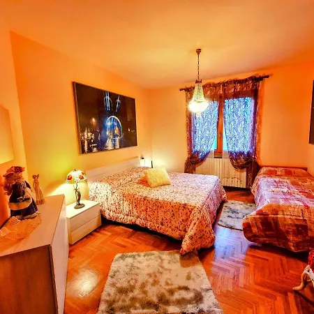 Margot לינה וארוחת בוקר 3*