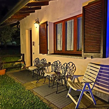 לינה וארוחת בוקר Margot Albavilla